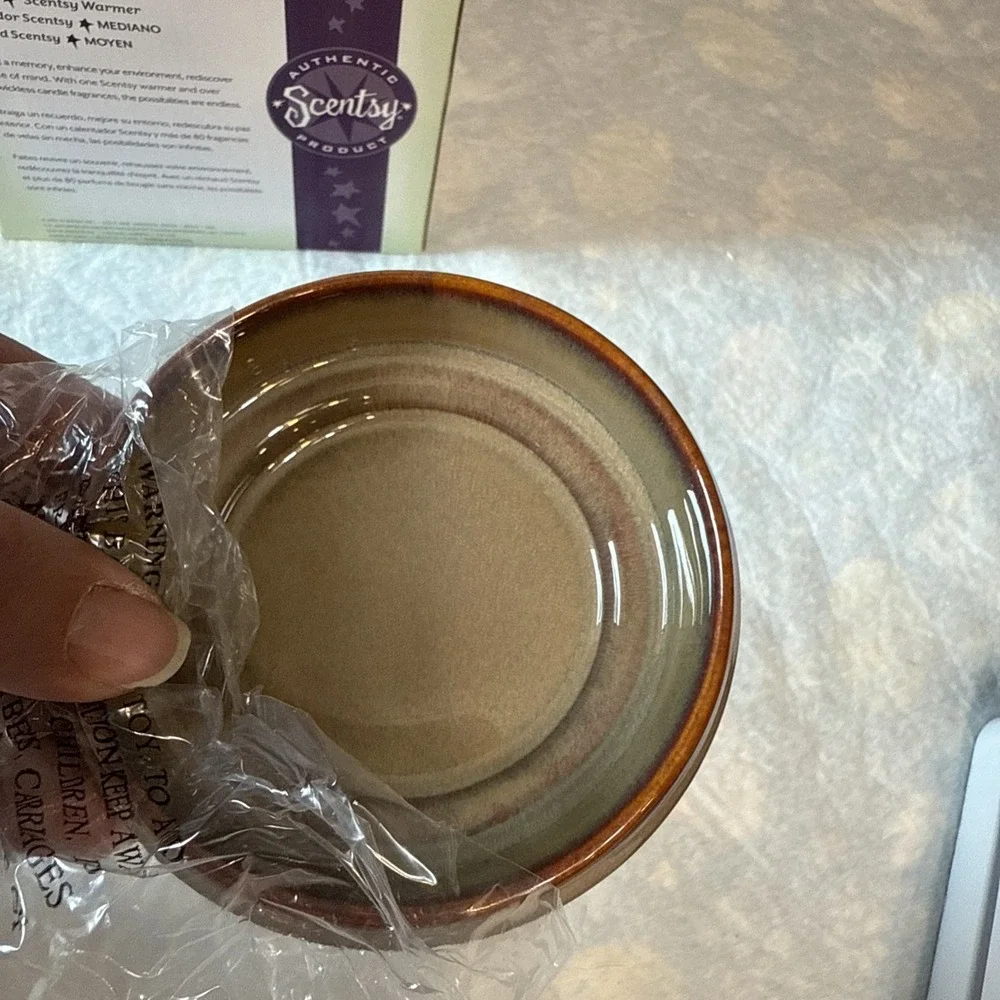 NEW Scentsy QUILL Wax Warmer Mid Size Brown 2010‎ RETIRED MSW-QUIL